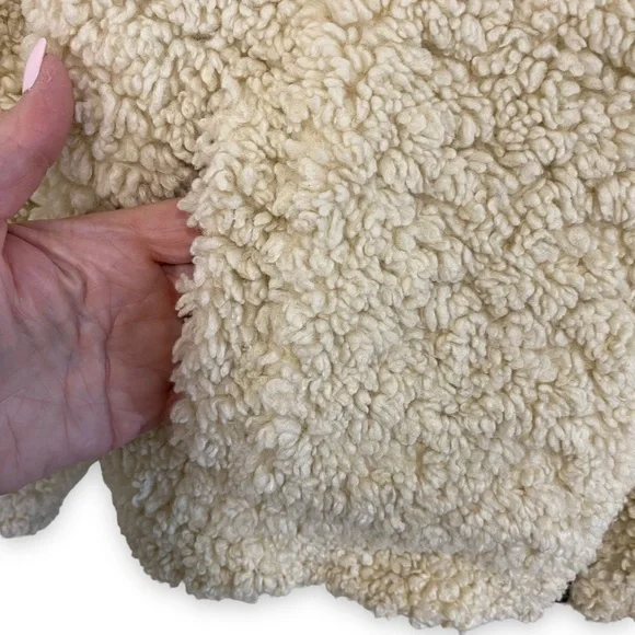 Zara Cropped Faux Shearling Jacket Sz: S - Picture 6 of 9